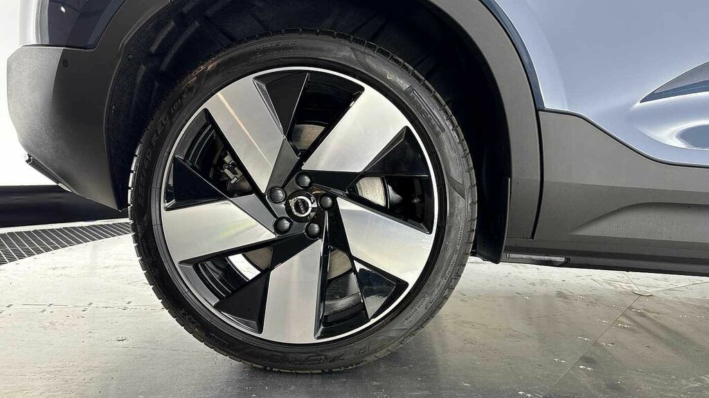 Volvo EX40 185Kw Ext Range Ultra Black Edition 78Kwh Black #9