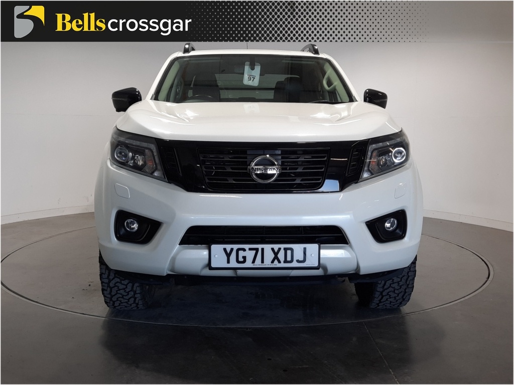 Nissan Navara Double Cab Pick Up N-guard 2.3Dci 190 Tt 4Wd White #2