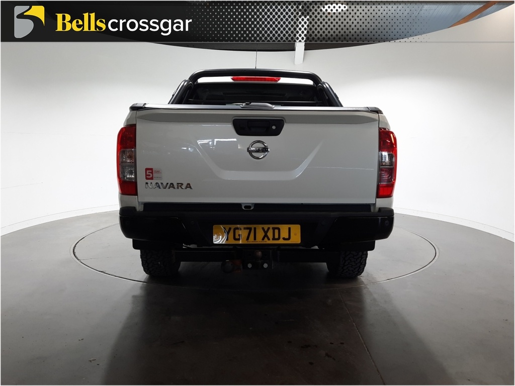 Nissan Navara Double Cab Pick Up N-guard 2.3Dci 190 Tt 4Wd White #5