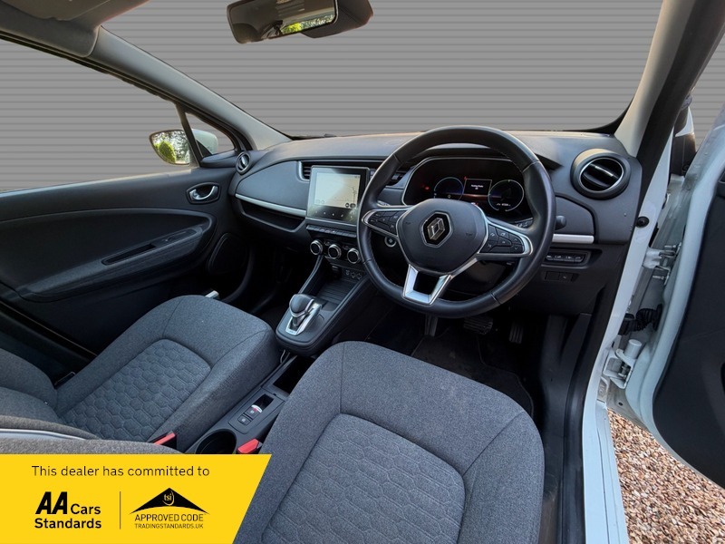 Renault Zoe R135 Ev50 52Kwh Iconic White #6