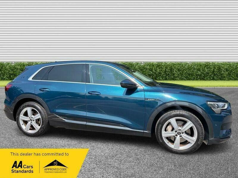 Audi E-tron 50 Technik Suv Blue