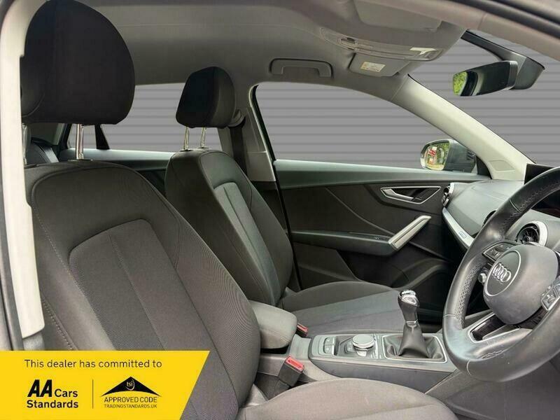 Audi Q2 1.0 Tfsi 30 Technik Grey #2