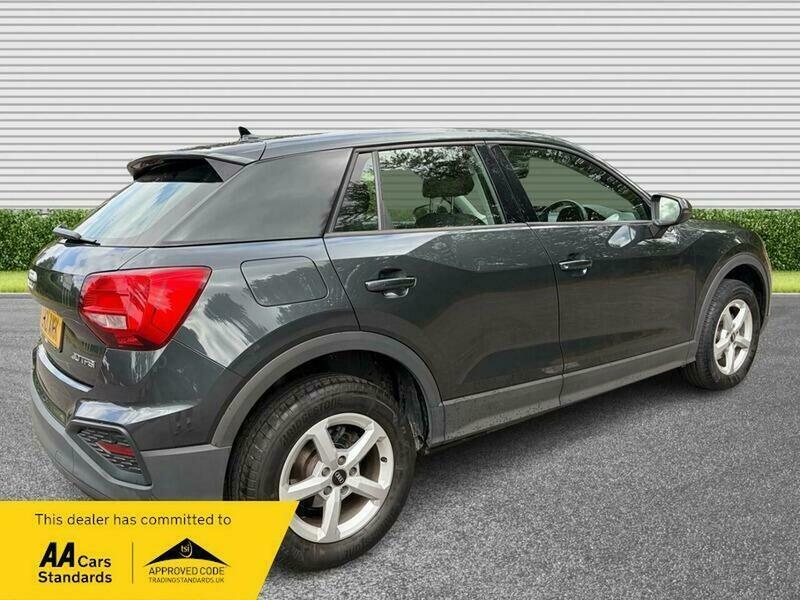 Audi Q2 1.0 Tfsi 30 Technik Grey #4