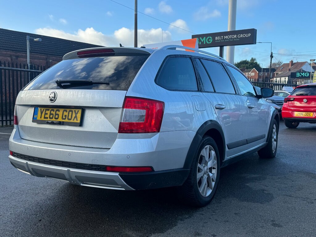 Skoda Octavia Octavia Vrs Tdi 4X4 S-a Black #9
