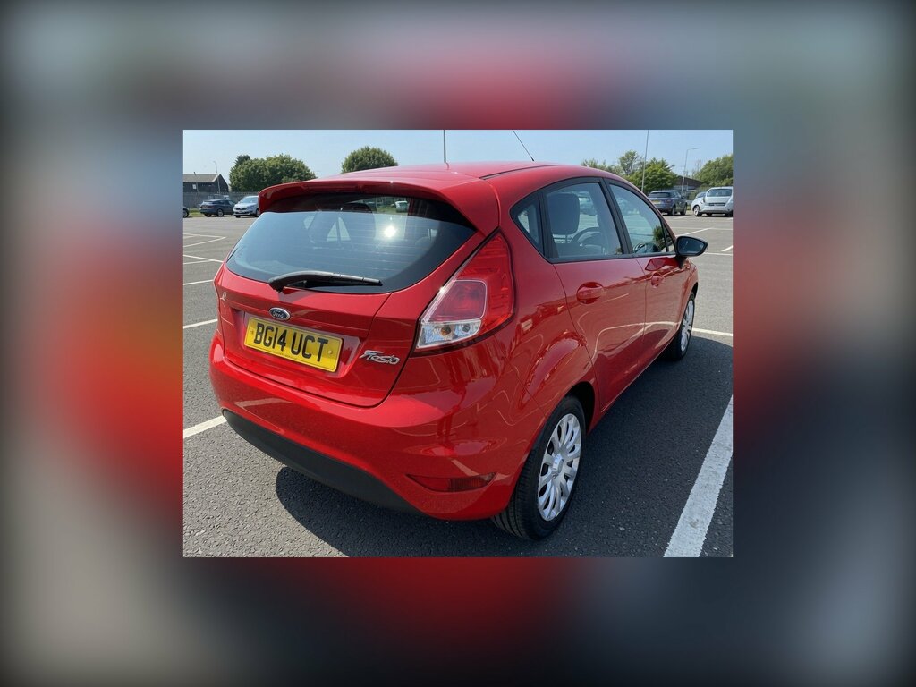 Ford Fiesta Hatchback 1.3 Zetec 2014 Silver #2