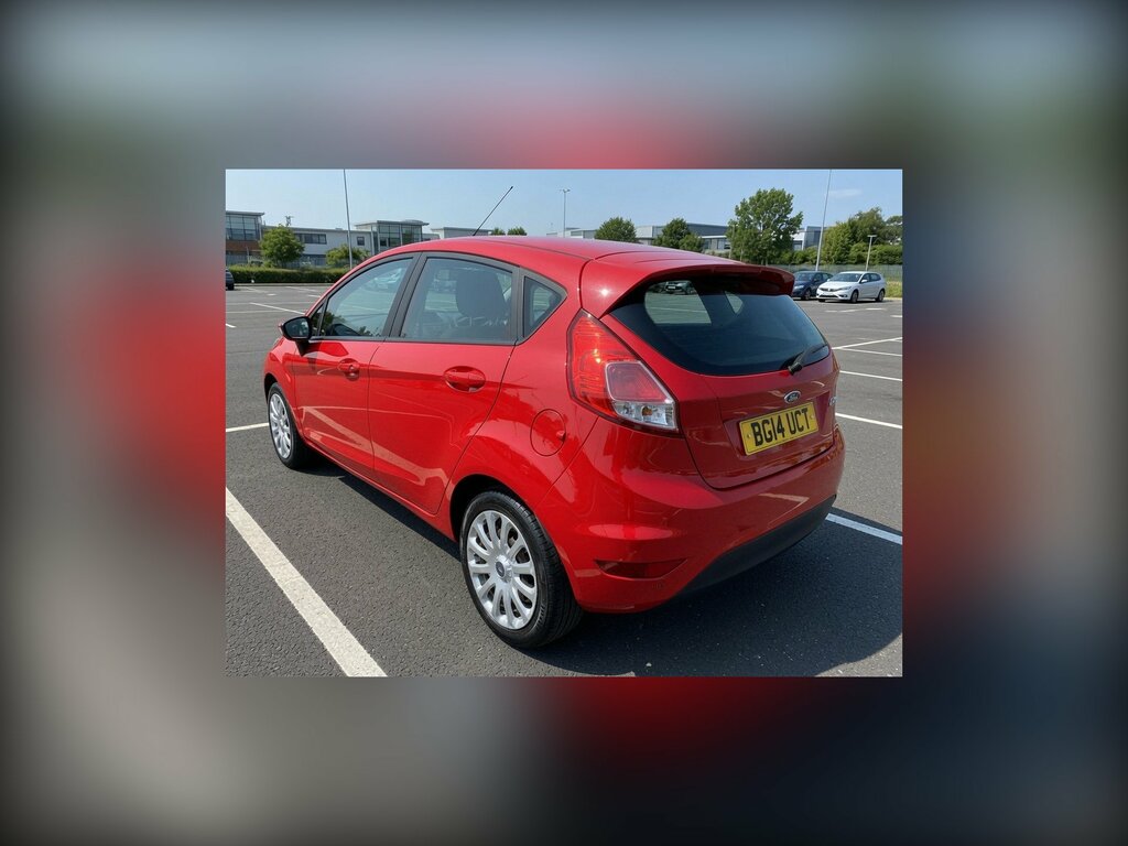 Ford Fiesta Hatchback 1.3 Zetec 2014 Silver #1
