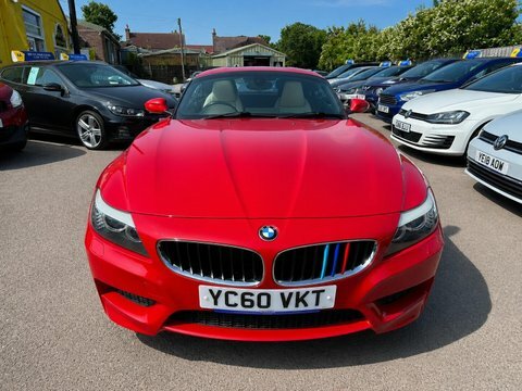 BMW Z4 3.0 30I M YC60VKT Red #2
