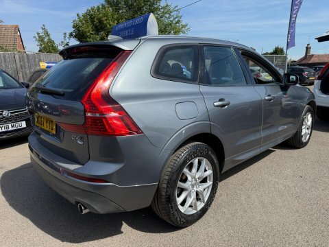 Volvo XC60 2.0 D4 Momentum Grey #5