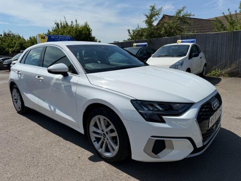 Audi A3 1.0 Tfsi 30 KS70YZM White #3