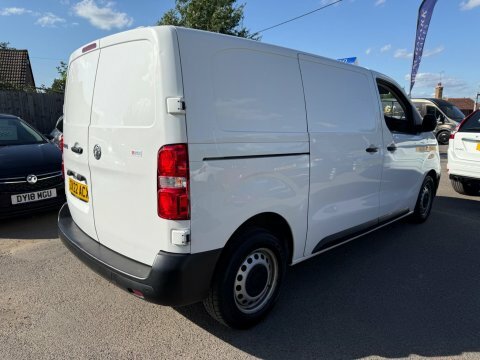 Vauxhall Vivaro 1.5 Turbo D White #5