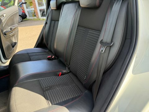 Alfa Romeo Giulietta 1.4 Tb Multiair Veloce Tct Euro 5 Ss Red #18