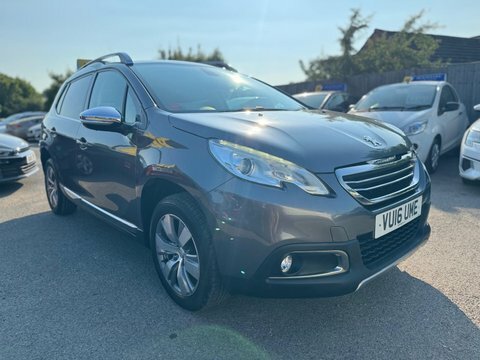 Peugeot 2008 1.2 Puretech Allure Grey #3