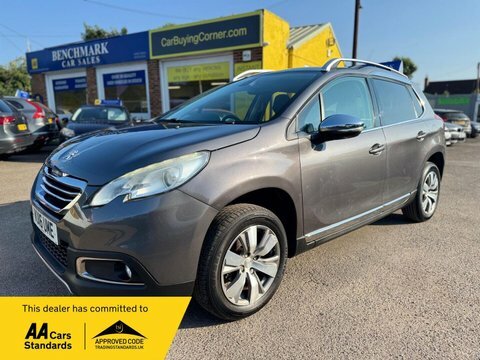 Peugeot 2008 1.2 Puretech Allure Grey