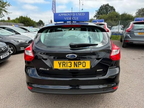 Ford Focus 1.0T Ecoboost Zetec Black #6