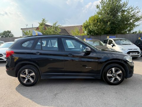 BMW X1 1.5 18I Se Black #2