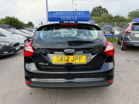 Ford Focus 1.6 Zetec 124 Red #6