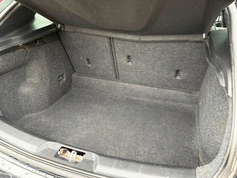 Volvo V40 T2 Momentum Nav Plus Winter Pack Blue #36