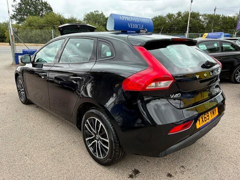 Volvo V40 T2 Momentum Nav Plus Winter Pack Blue #7