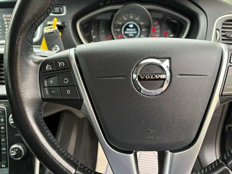 Volvo V40 T2 Momentum Nav Plus Winter Pack Blue #27