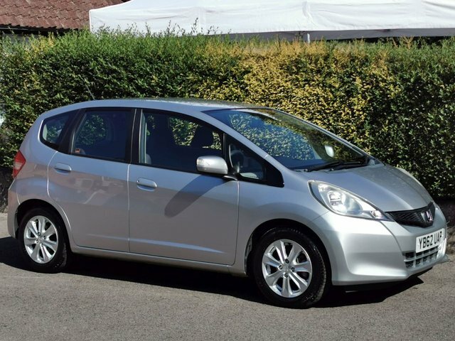 Honda Jazz I-vtec Es Hatchback Silver #4