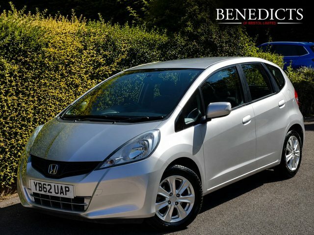 Honda Jazz I-vtec Es Hatchback Silver