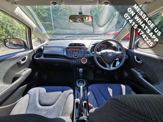 Honda Jazz I-vtec Es Hatchback Silver #2