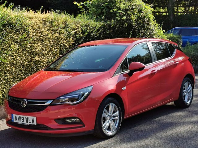 Vauxhall Astra Hatchback Black #19