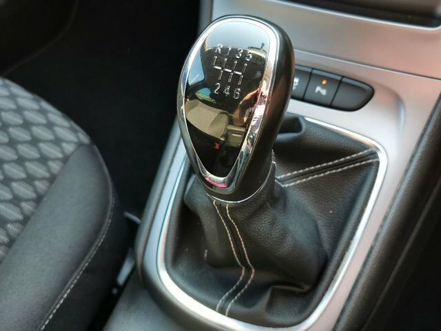 Vauxhall Astra Hatchback Black #46