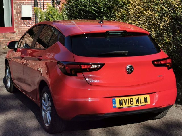 Vauxhall Astra Hatchback Black #23