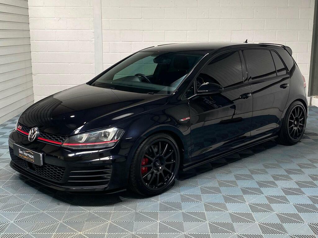Volkswagen Golf Hatchback 2.0 Tsi Bluemotion Tech Gti Performance T888ALK Black #4
