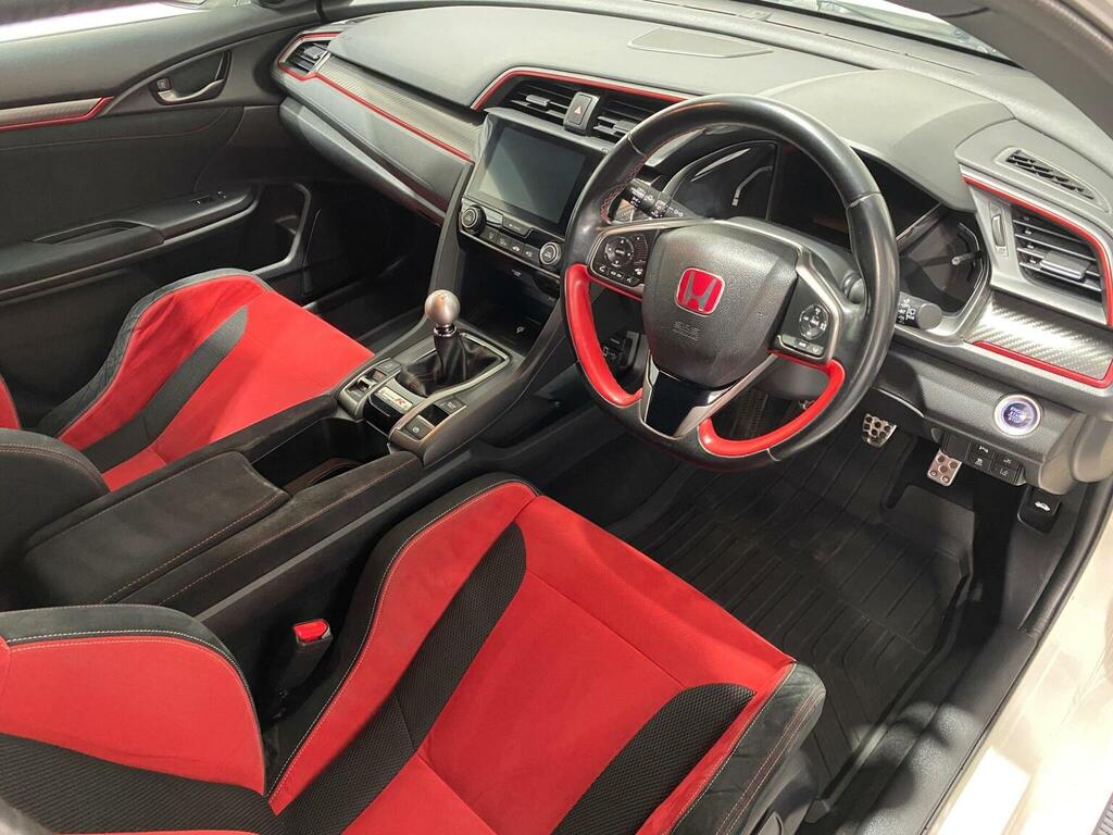 Honda Civic 1.5 Vtec Turbo Sport Man - 6 X Service Stamps Red #65