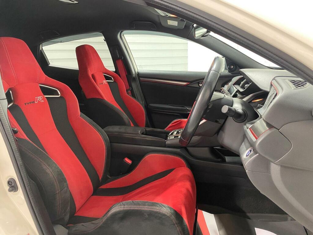 Honda Civic 1.5 Vtec Turbo Sport Man - 6 X Service Stamps Red #54