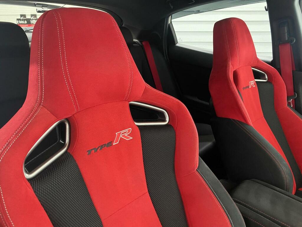 Honda Civic 1.5 Vtec Turbo Sport Man - 6 X Service Stamps Red #51