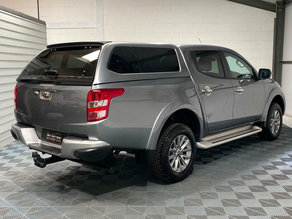 Mitsubishi L200 2.4 Di-d Dc Barbarian 4Wd Euro 6 Grey #5