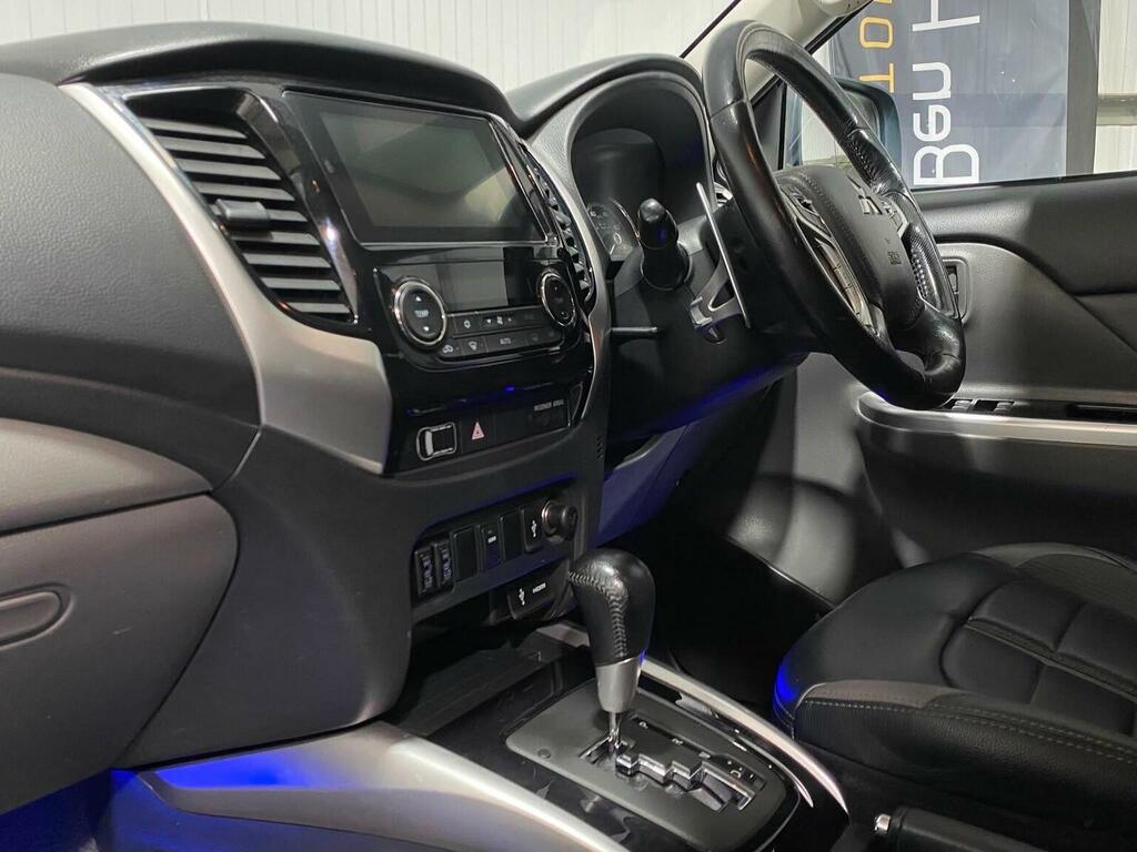 Mitsubishi L200 2.4 Di-d Dc Barbarian 4Wd Euro 6 Grey #6
