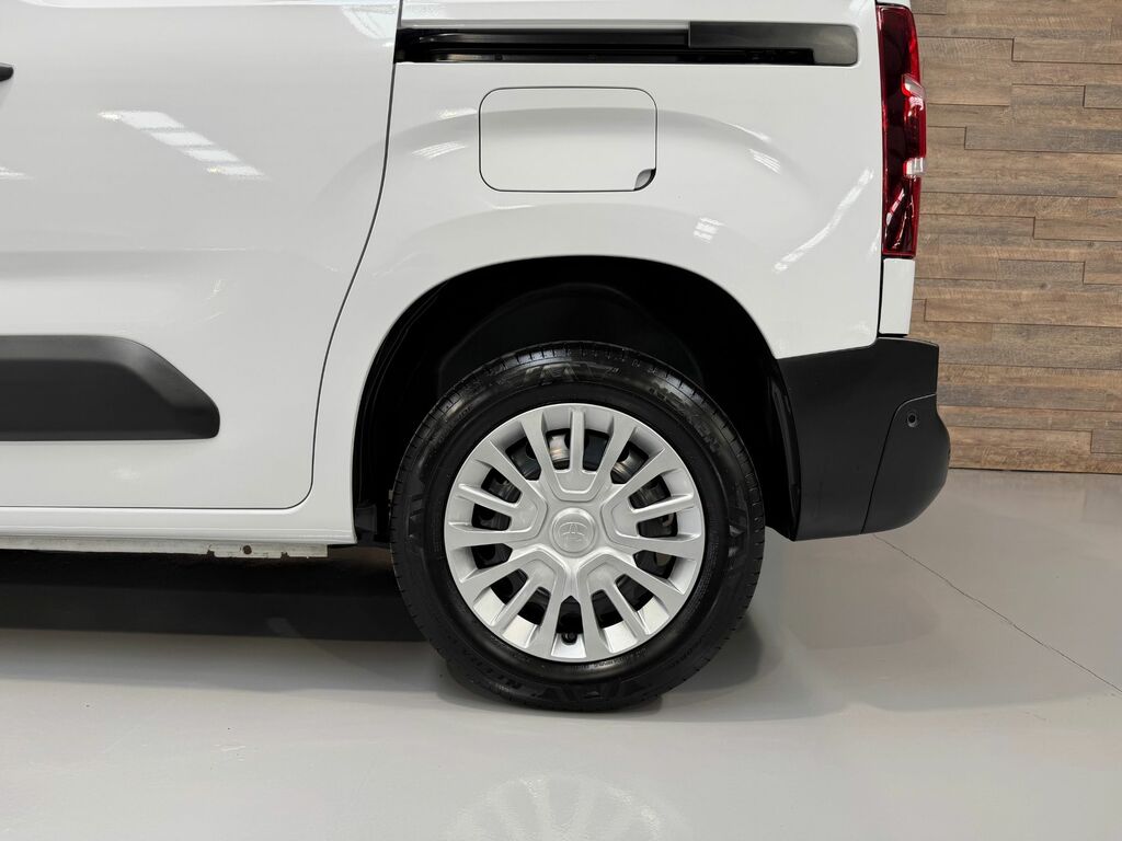 Toyota Proace City 1.5D 100 Active Van #24
