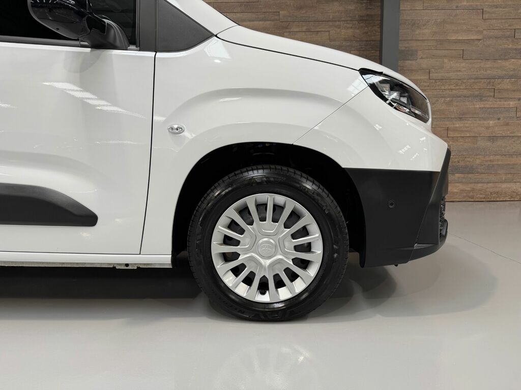 Toyota Proace City 1.5D 100 Active Van #26