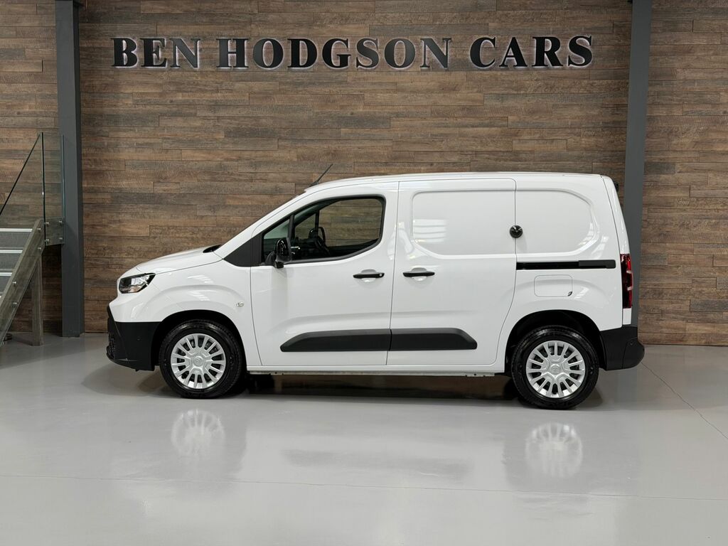 Toyota Proace City 1.5D 100 Active Van #22