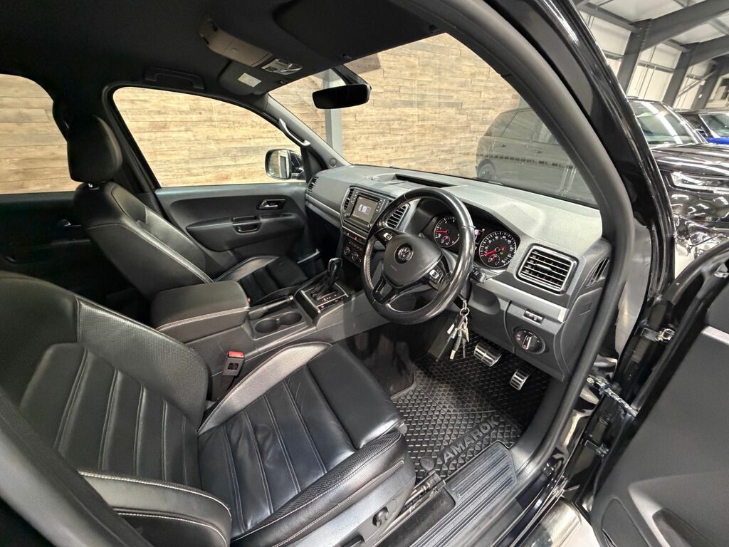 Volkswagen Amarok 3.0 Tdi V6 Aventura Black #5