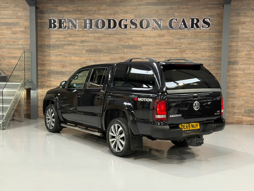 Volkswagen Amarok 3.0 Tdi V6 Aventura Black #4