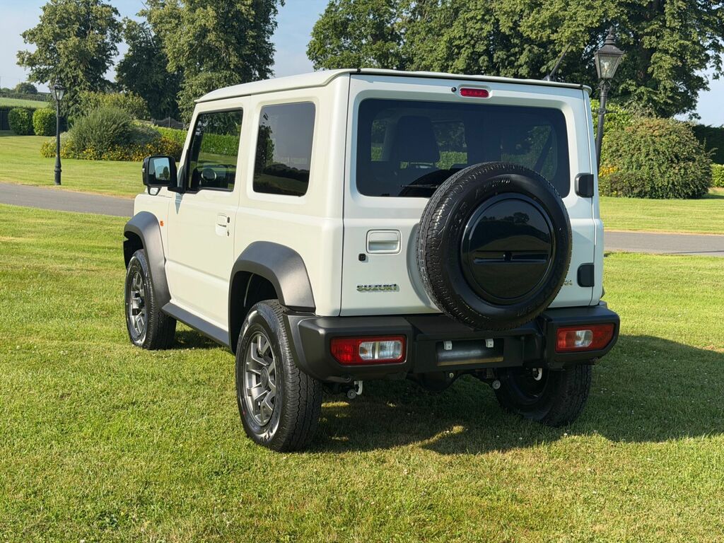 Suzuki Jimny 1.5 Sz5 Allgrip White #4