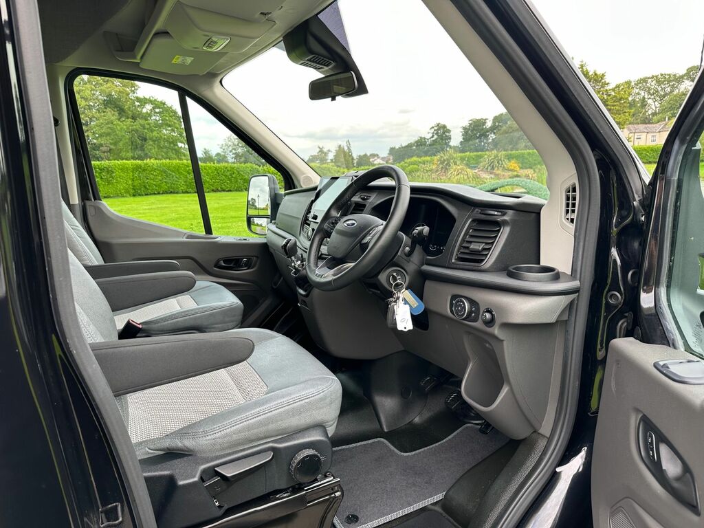 Ford Transit Custom Trail Transit 4 Black