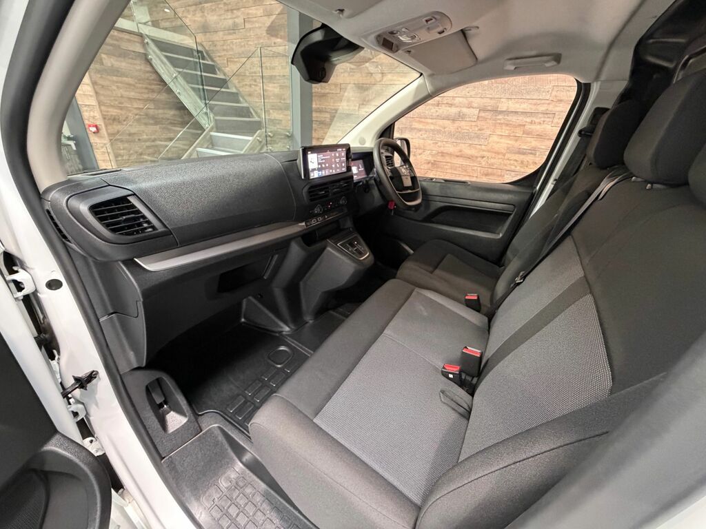 Citroen Dispatch 1.5 Bluehdi Driver XL Panel Van 6Dr White #9