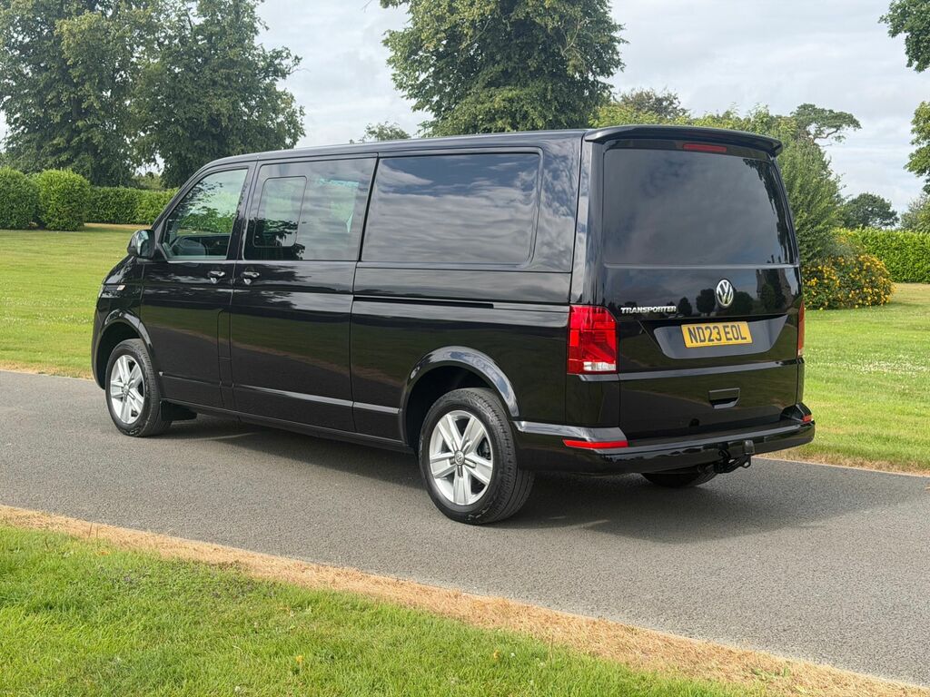 Volkswagen Transporter 2.0 Tdi T32 Highline Black #3