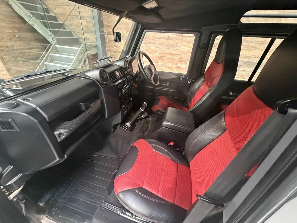 Land Rover Defender 110 2.2 Tdci Adventure Station Grey #6