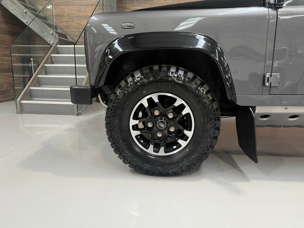 Land Rover Defender 110 110 Unknown U177 White #20
