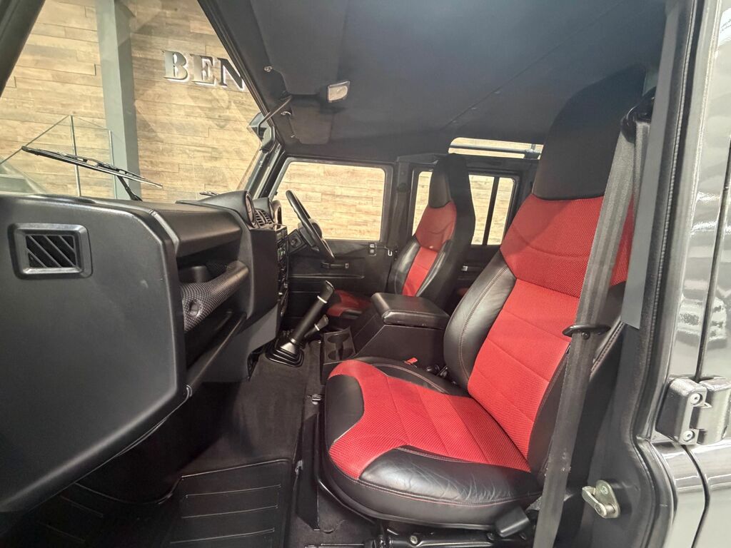 Land Rover Defender 110 110 Unknown U177 White #7