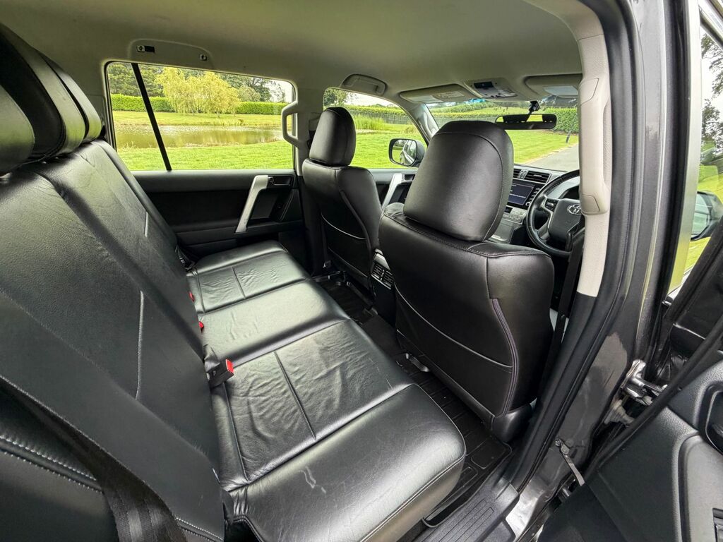 Toyota Land Cruiser Panel Van 2.8 D Active 2021 White #11