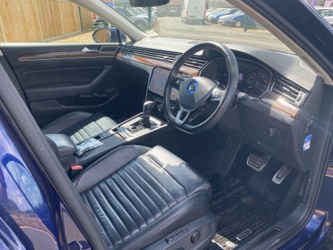 Volkswagen Passat 1.4 Tsi 150 R-line Dsg Panoramic Roof Blue #9