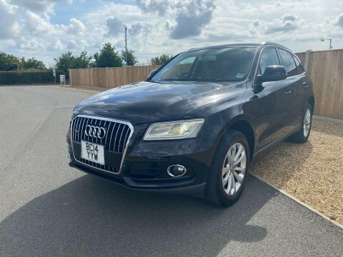 Audi Q5 2.0 Tfsi Se Black #2